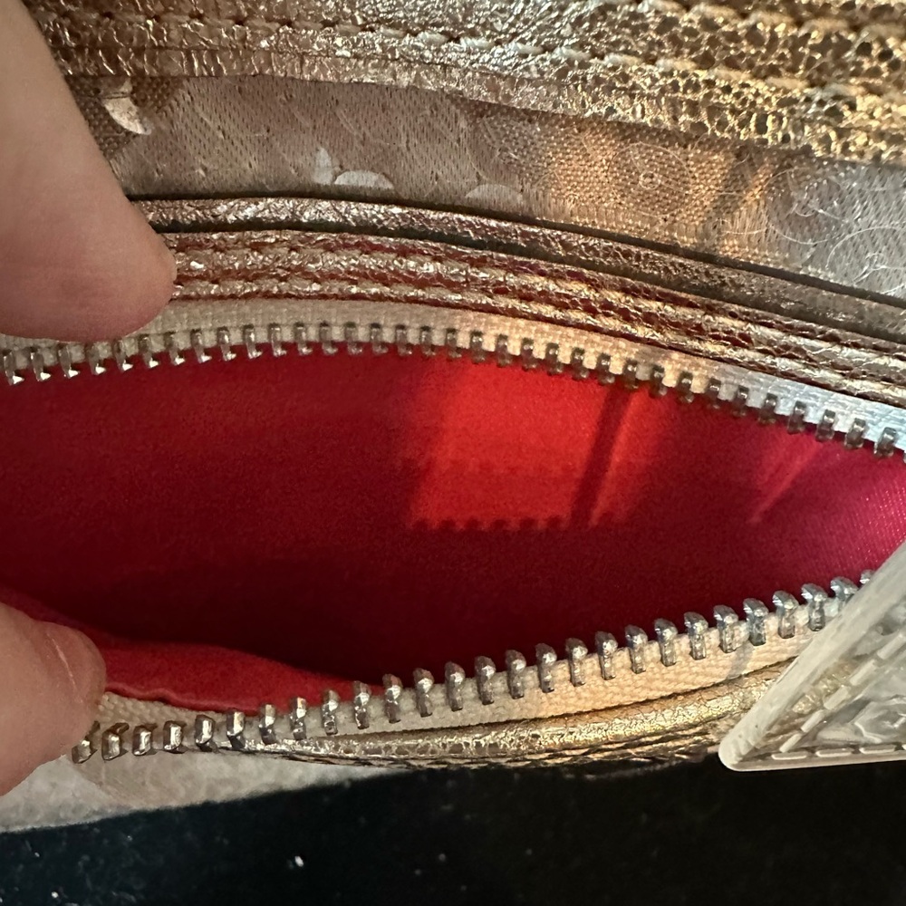 2009 Coach Poppy Special Edition Signature Sequin Tote Bag. Beautiful  Condition - Picture 5 of 13